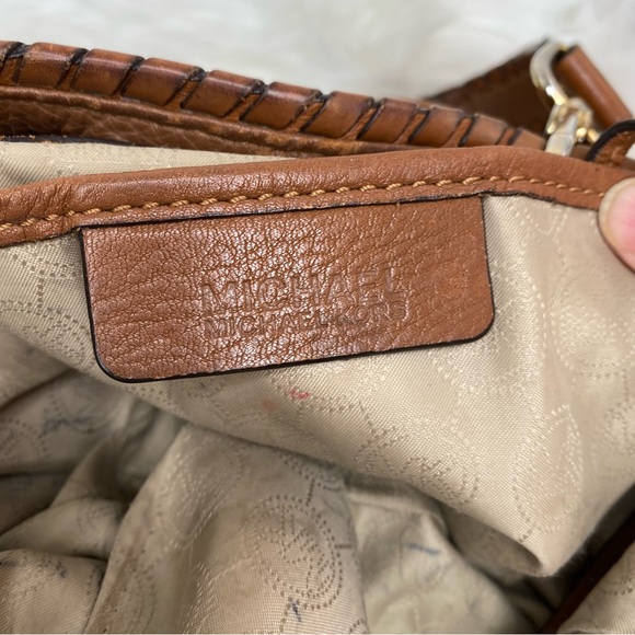 Michael Kors Pebbled Leather Satchel/Crossbody - Picture 10 of 11